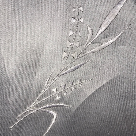 Misho Silk Robe - Picture 5 of 5